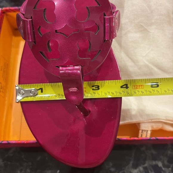 Tory Burch Miller patent soft Sandals - Picture 14 of 14